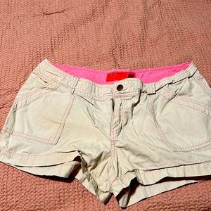 Mossissue used shorts size large tan and pink good condition